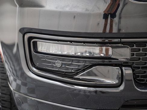 Used 2024 Jeep Wagoneer Series II AWD/4WD image 15