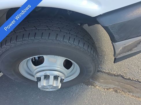 Used 2023 Chevrolet Express 3500 w/ Power Convenience Package image 10