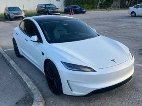 Used 2025 Tesla Model 3 Performance AWD/4WD image 1