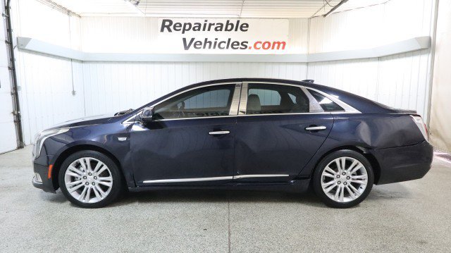 Used 2018 Cadillac XTS Luxury FWD image 1