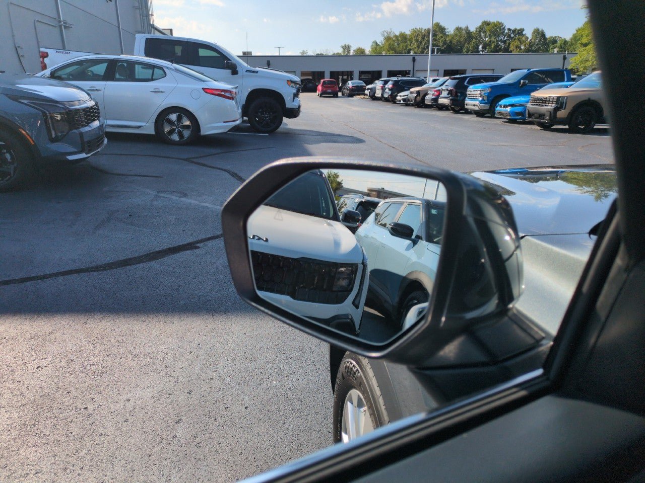 Used 2023 Hyundai Palisade SEL FWD image 11
