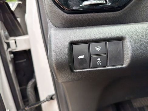 Used 2025 Honda Pilot TrailSport image 18