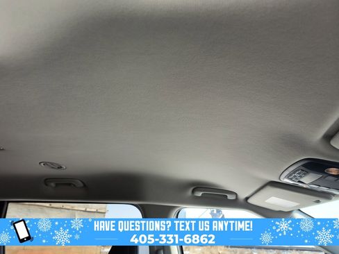 Used 2025 Kia Carnival image 12