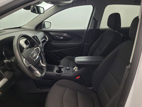 Used 2023 GMC Terrain SLE w/ Driver Convenience Package FWD image 17