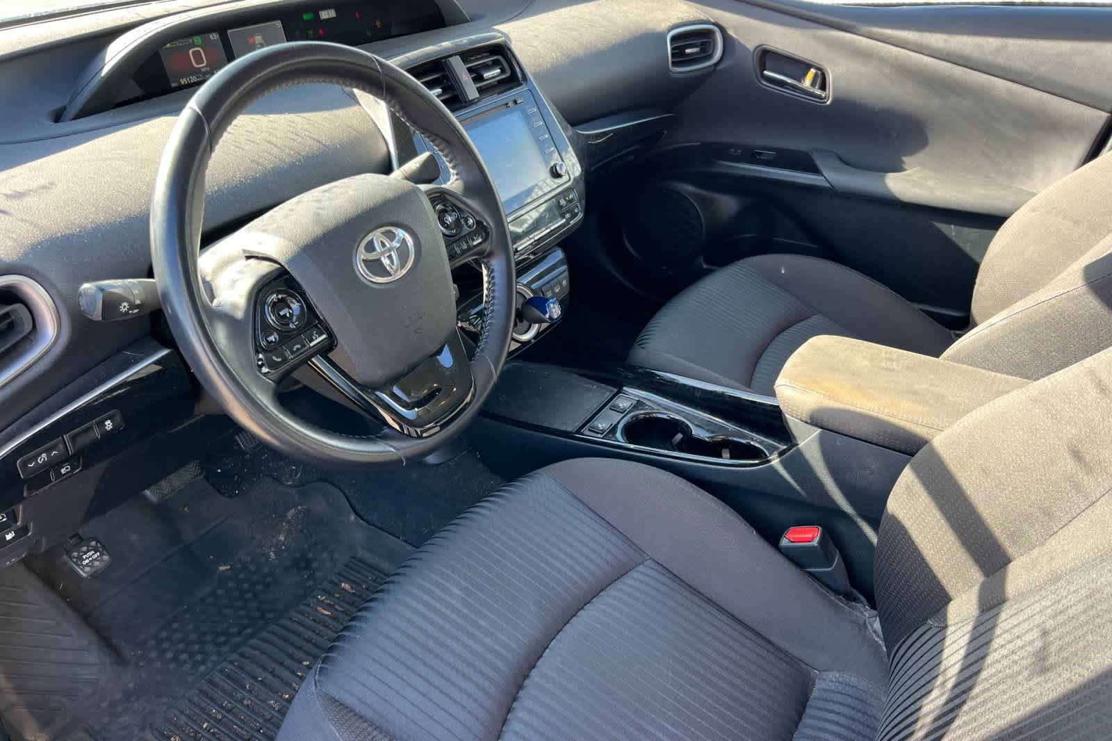 Used 2021 Toyota Prius Prime LE FWD image 9