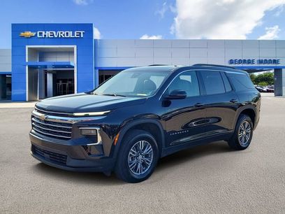 Certified 2025 Chevrolet Traverse LT