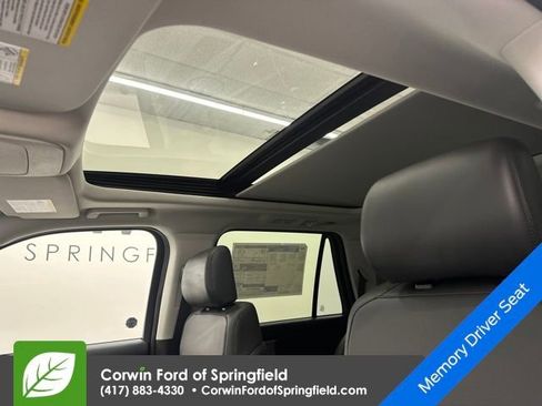 New 2026 Ford Expedition Active image 28