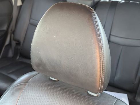 Used 2015 Nissan Rogue SL w/ SL Premium Package FWD image 16