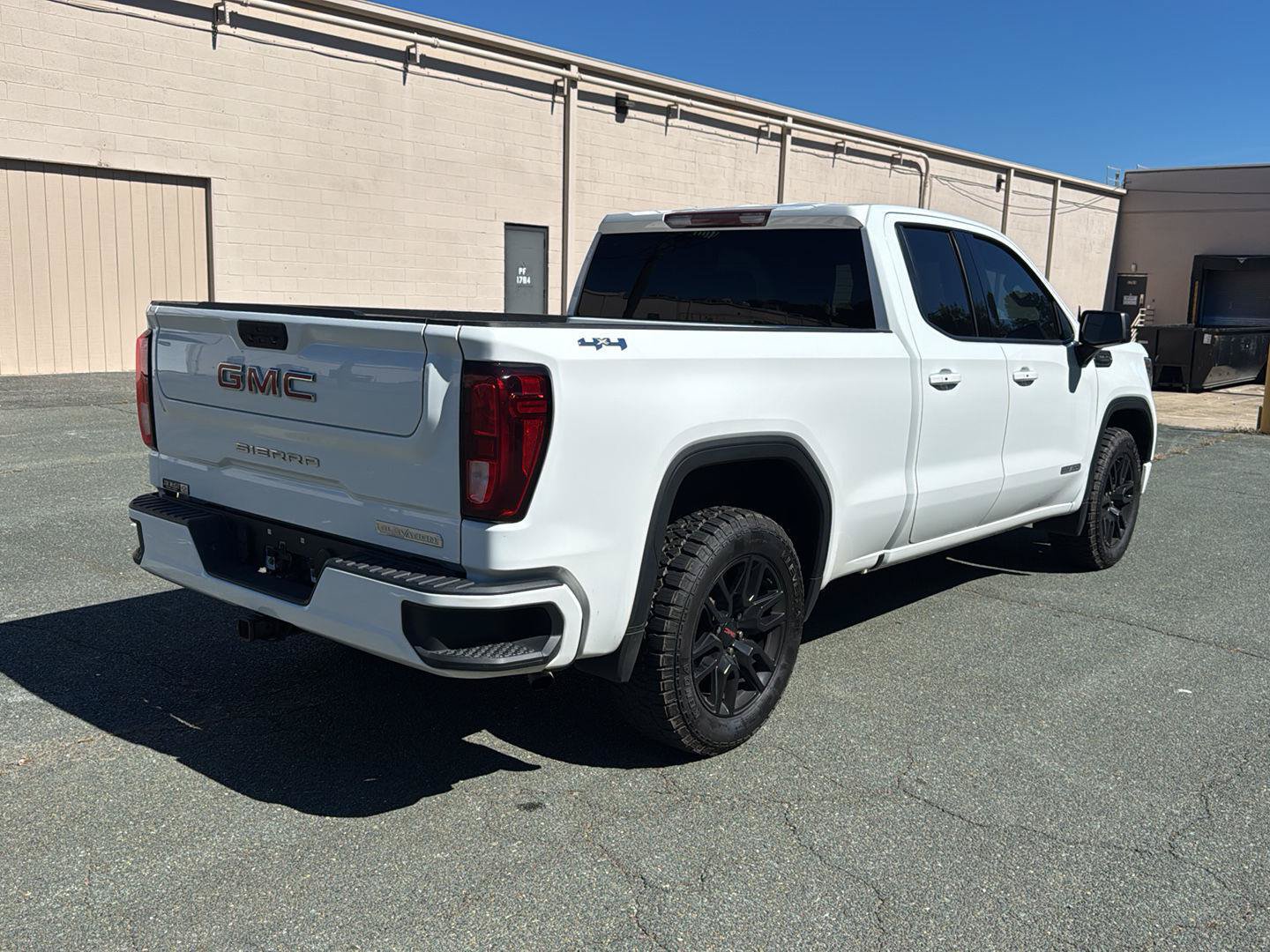 Used 2021 GMC Sierra 1500 Elevation AWD/4WD image 5