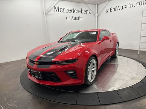 Used 2016 Chevrolet Camaro SS image 3