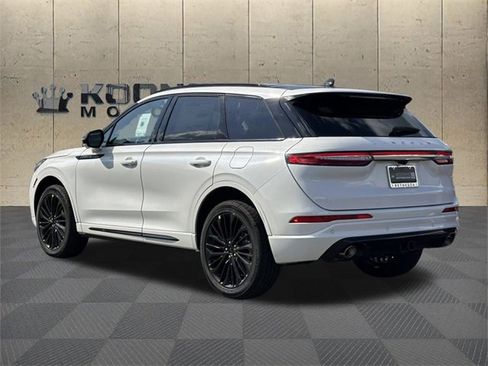 New 2025 Lincoln Corsair Reserve w/ Jet Appearance Package image 5