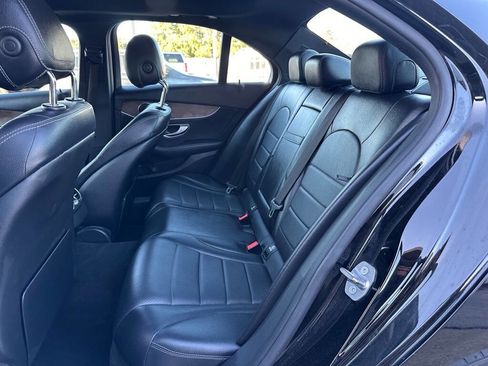 Used 2018 Mercedes-Benz C 300 Sedan image 11