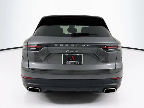Certified 2023 Porsche Cayenne AWD/4WD image 6