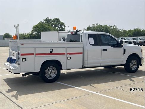 Used 2018 Ford F350 XLT RWD image 2