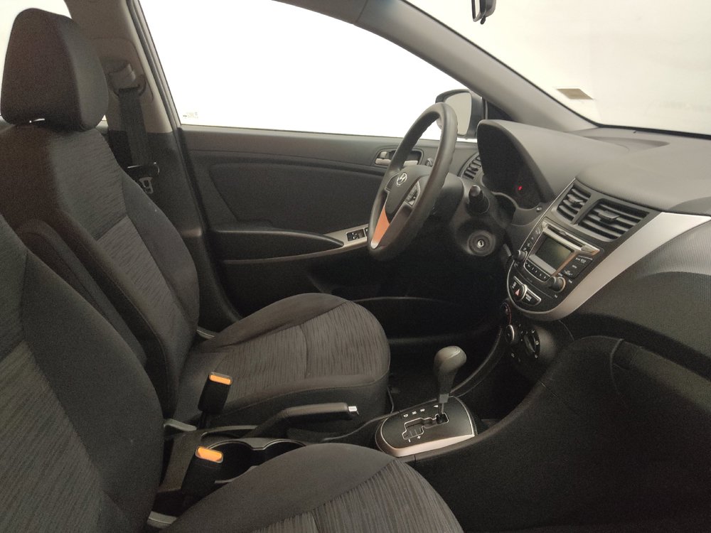Used 2017 Hyundai Accent SE FWD image 21