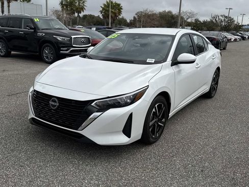 Certified 2025 Nissan Sentra SV image 8