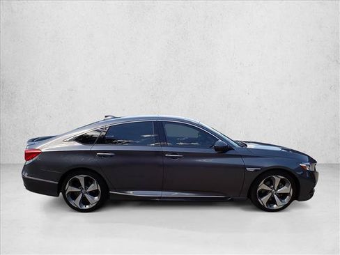 Used 2020 Honda Accord Touring image 5