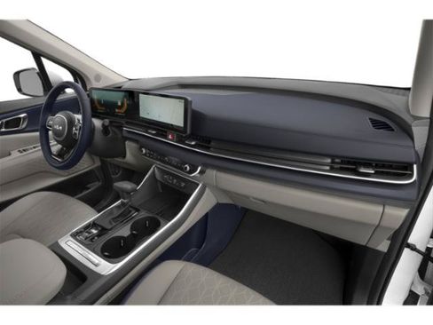 Used 2025 Kia Carnival EX FWD image 17