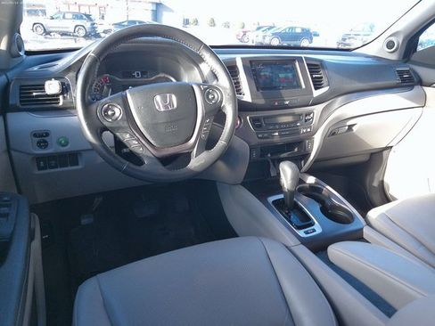 Used 2019 Honda Ridgeline RTL image 8