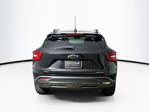 Used 2025 Chevrolet Trax ACTIV w/ Driver Confidence Package image 7