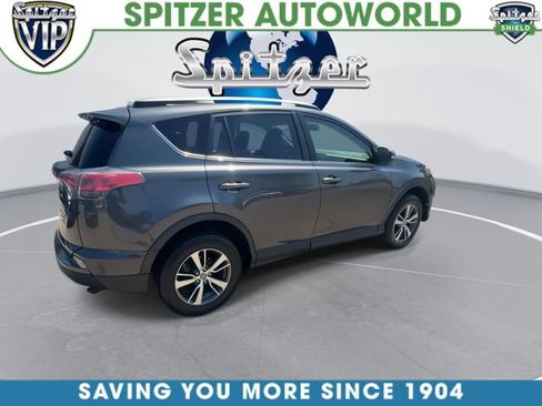 Used 2017 Toyota RAV4 XLE AWD/4WD image 9