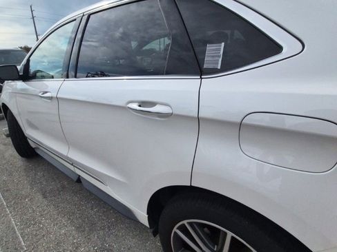 Used 2019 Ford Edge Titanium w/ Equipment Group 301A image 8