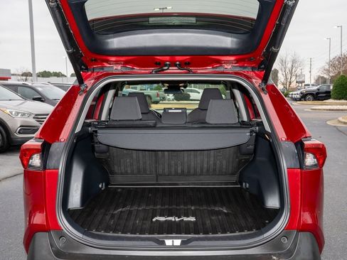 Used 2019 Toyota RAV4 XLE image 5