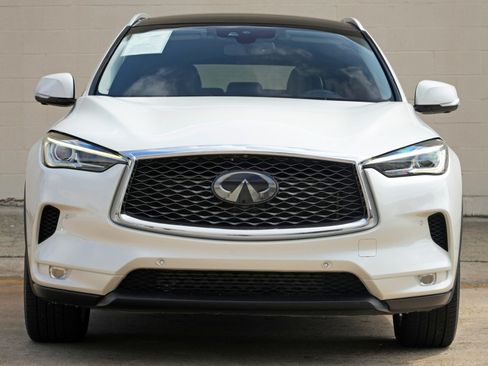 Used 2019 INFINITI QX50 Essential w/ Premium Heat Package FWD image 6