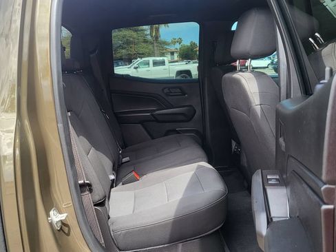 Used 2024 Chevrolet Colorado Trail Boss w/ Advanced Trailering Package AWD/4WD image 20