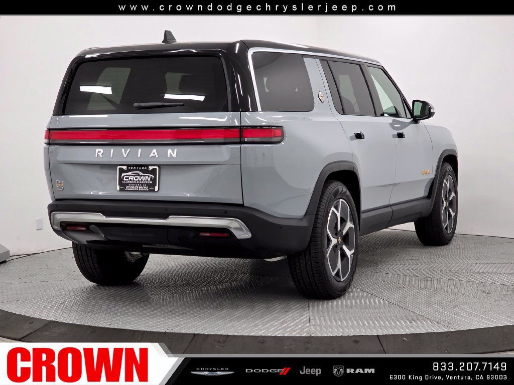Used 2024 Rivian R1S Adventure Quad AWD/4WD image 7