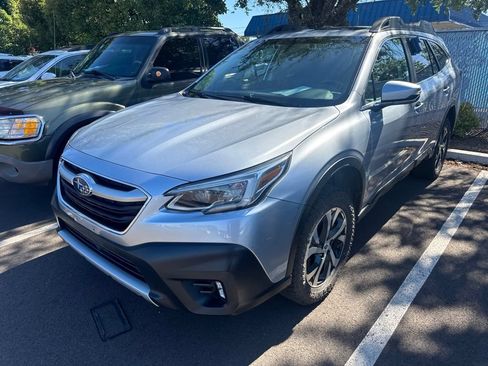 Used 2022 Subaru Outback Limited AWD/4WD image 1