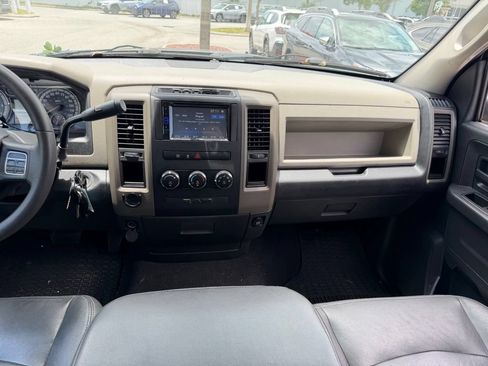 Used 2012 RAM 1500 Express RWD image 20