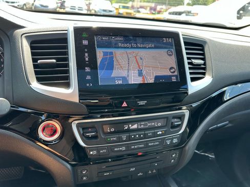 Used 2016 Honda Pilot Elite image 25