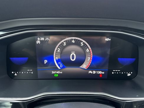 Certified 2024 Volkswagen Jetta SE w/ Panoramic Sunroof Package image 16