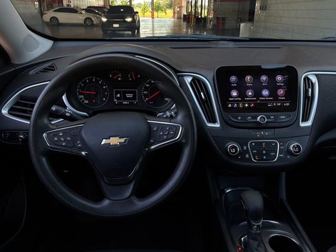 Used 2023 Chevrolet Malibu LT FWD image 14
