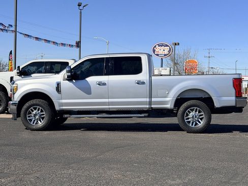 Used 2019 Ford F250 Lariat w/ Lariat Value Package image 27