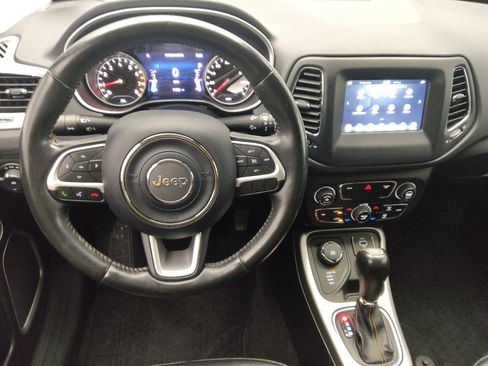 Used 2020 Jeep Compass Latitude w/ Popular Equipment Group AWD/4WD image 22