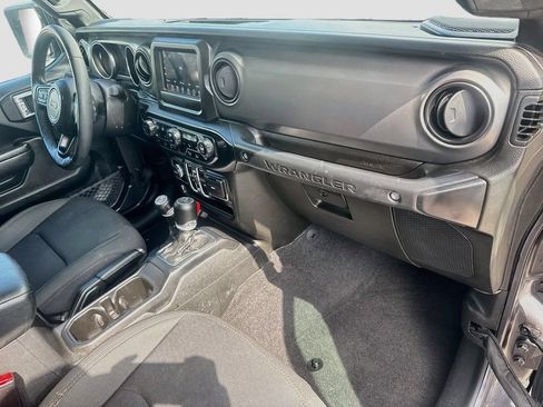 Used 2023 Jeep Wrangler Unlimited Sport AWD/4WD image 34