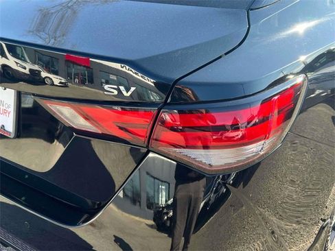 Used 2020 Nissan Sentra SV image 6