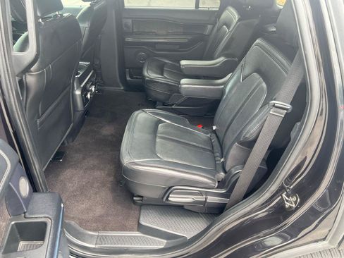 Used 2020 Ford Expedition Limited RWD image 15