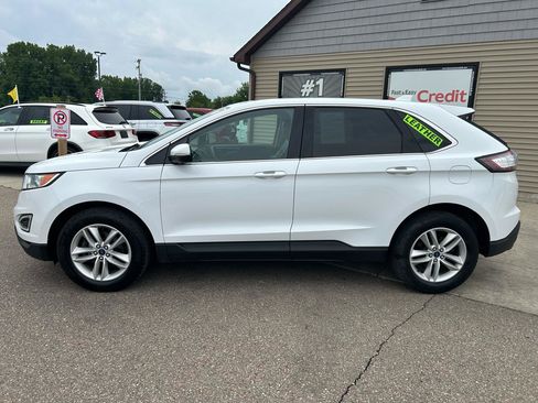 Used 2017 Ford Edge SEL w/ Equipment Group 201A FWD image 8