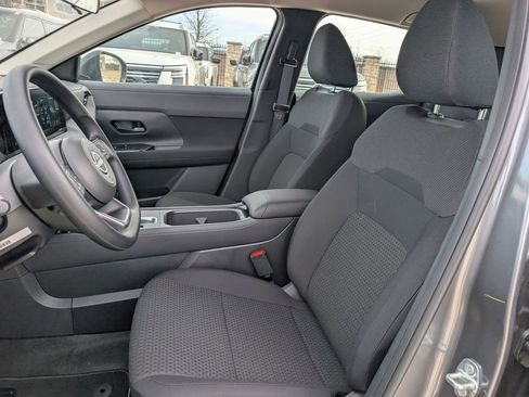 New 2026 Nissan Kicks S image 18