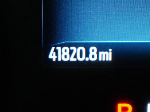 Used 2023 Ford F250 XL w/ FX4 Off-Road Package image 12