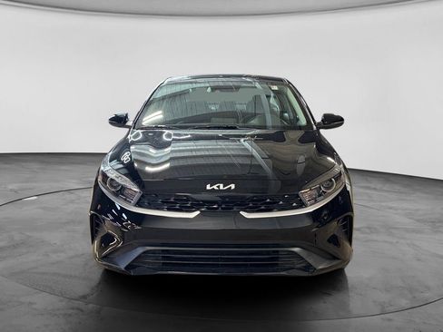 Used 2023 Kia Forte LXS w/ LXS Technology Package image 9