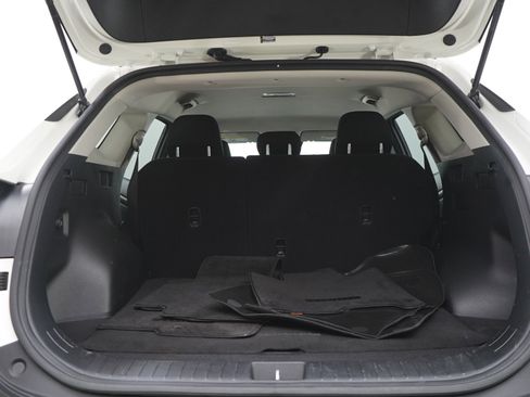 Used 2023 Kia Sportage LX image 16