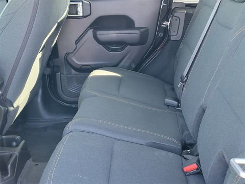 Used 2024 Jeep Wrangler Willys image 27