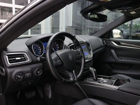 Used 2019 Maserati Ghibli image 14