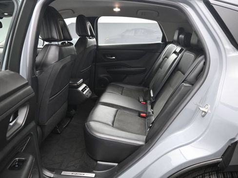 Used 2024 Nissan Ariya AWD image 19