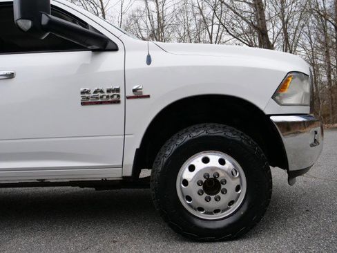 Used 2014 RAM 3500 Big Horn image 40