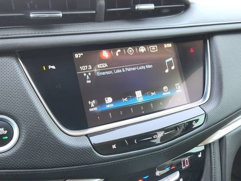 Used 2017 Cadillac XT5 Luxury w/ Driver Awareness Package FWD image 14
